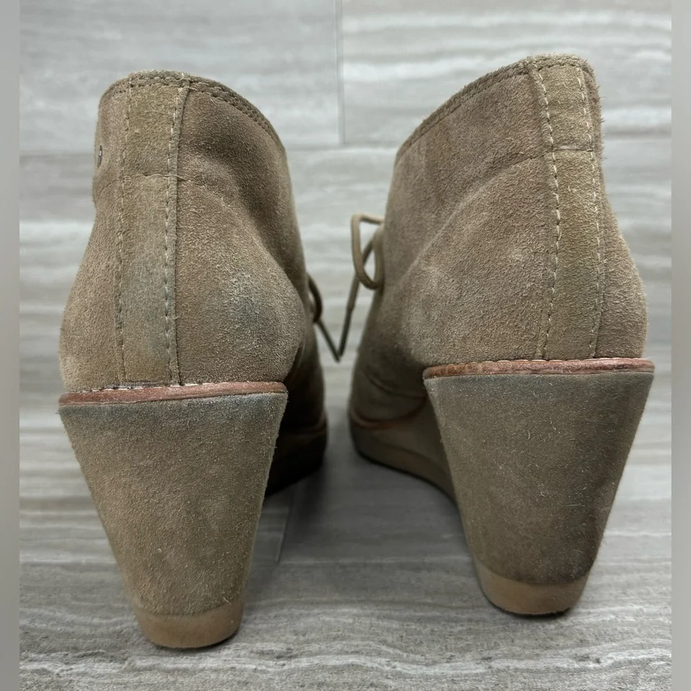 Coach Cassy Tan Suede Wedge Lace Up Booties Womens Size 8B